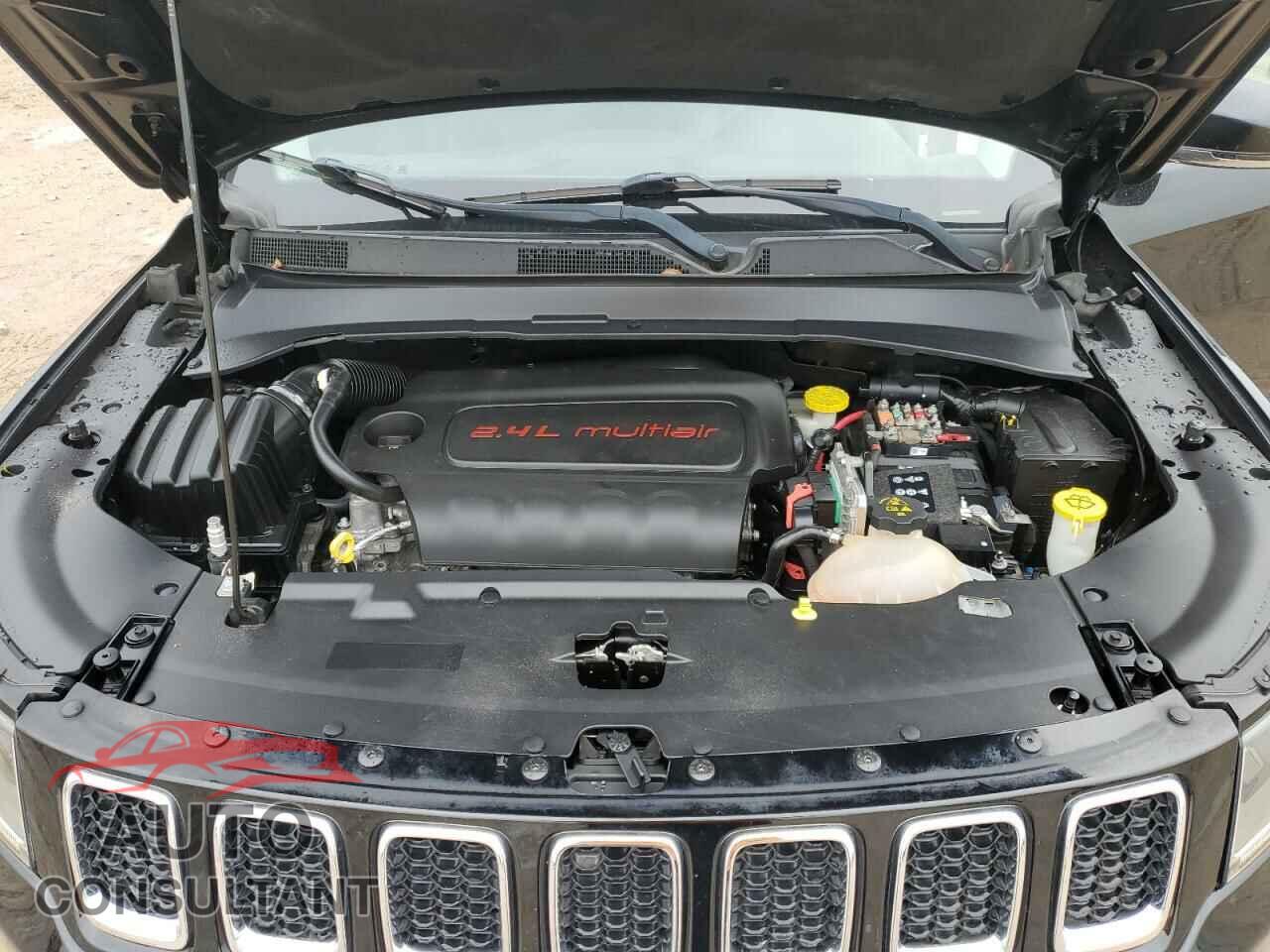 JEEP COMPASS 2018 - 3C4NJCCB7JT263527