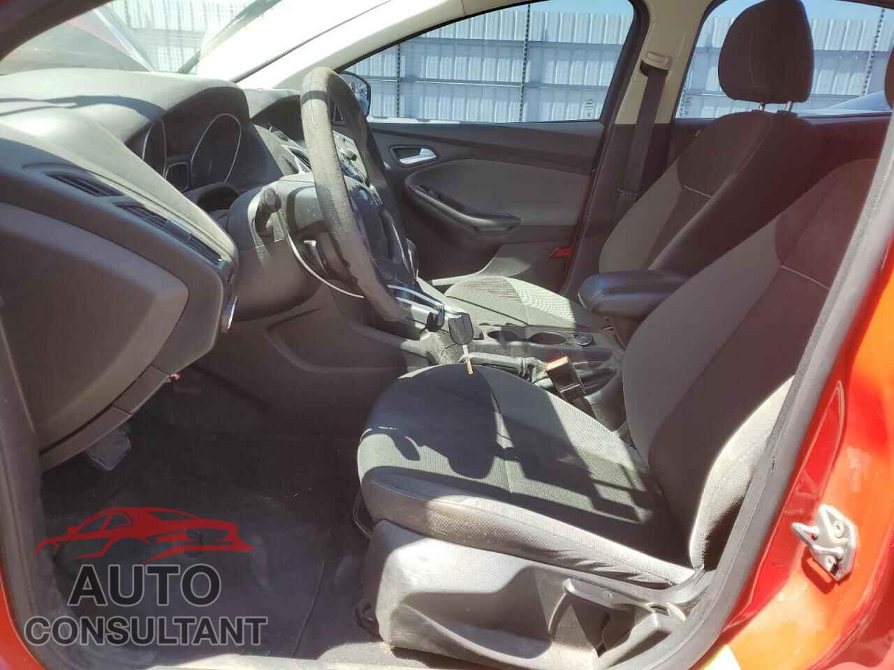 FORD FOCUS 2013 - 1FADP3K20DL297939