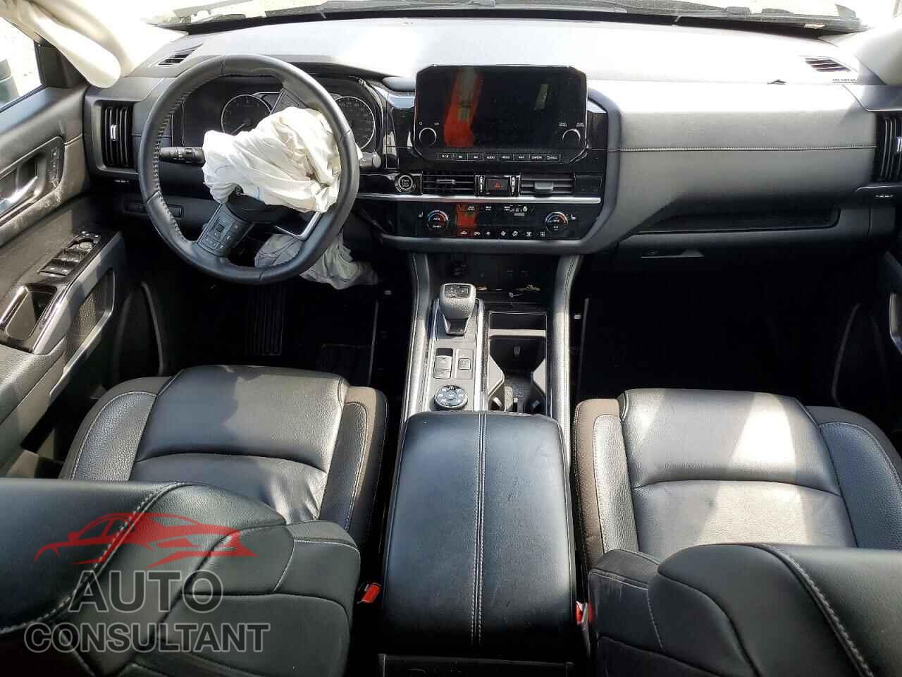 NISSAN PATHFINDER 2023 - 5N1DR3CE2PC239652