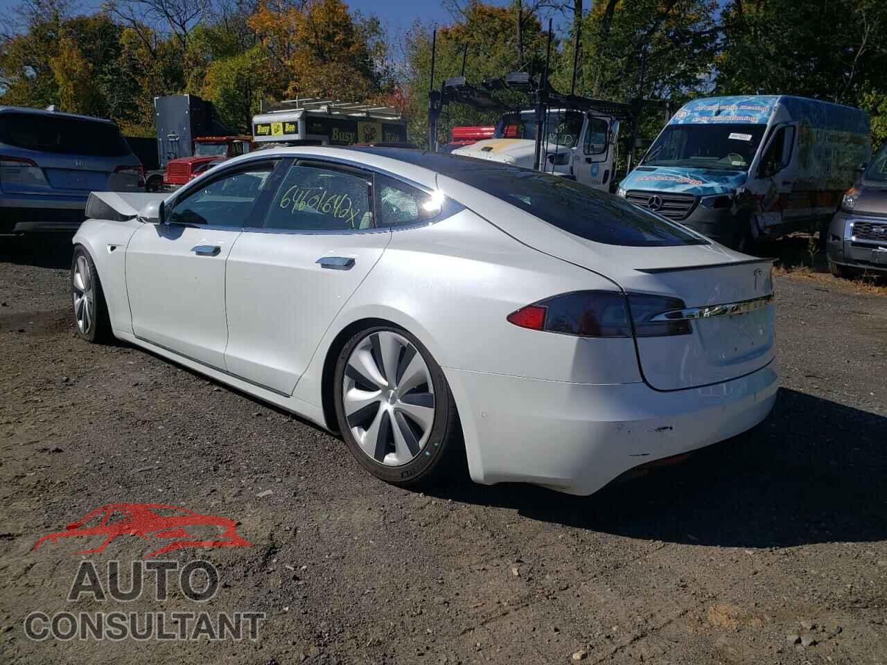 TESLA MODEL S 2020 - 5YJSA1E40LF382818
