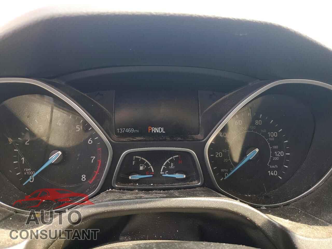 FORD FOCUS 2015 - 1FADP3F24FL205227