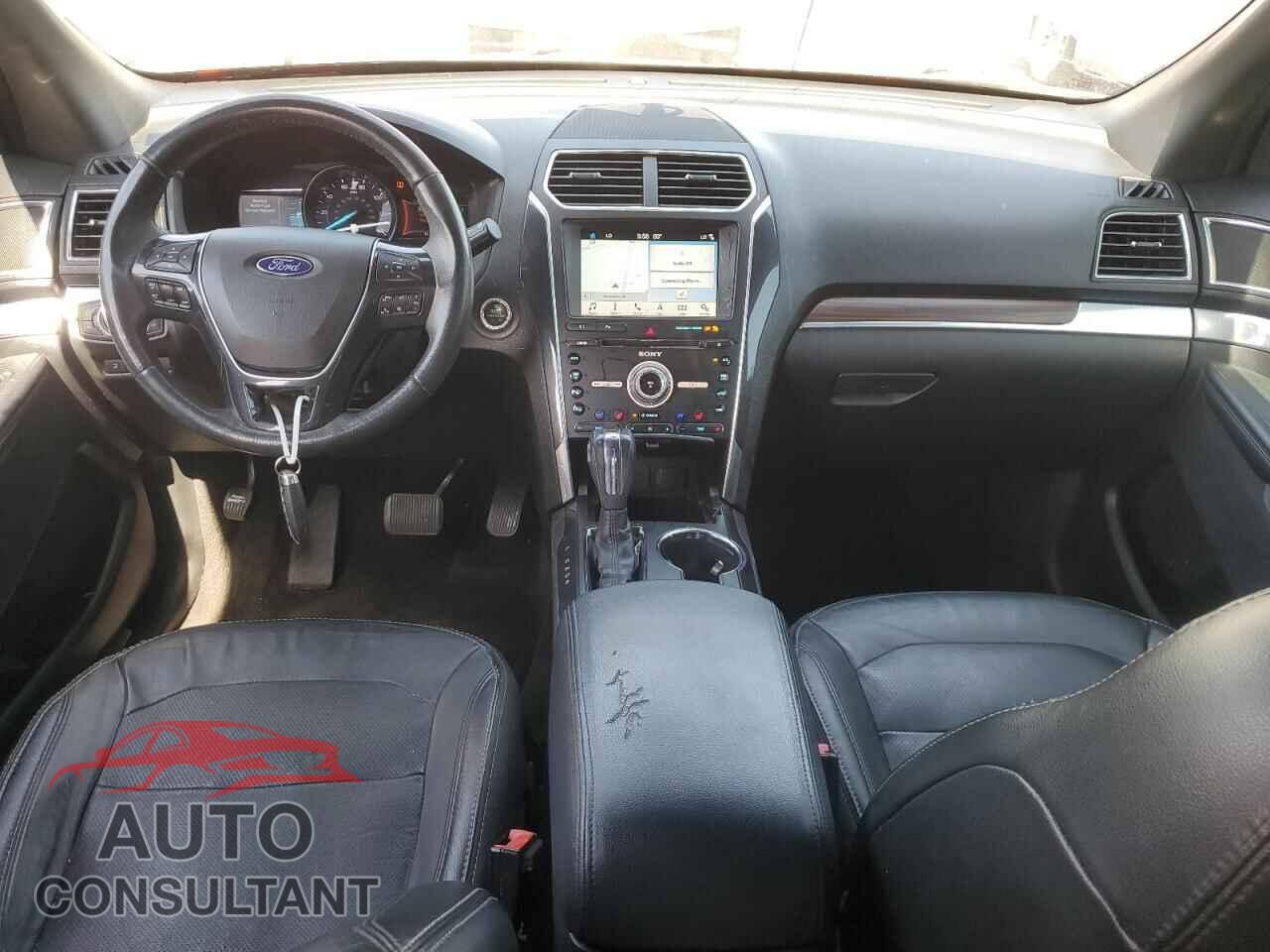 FORD EXPLORER 2018 - 1FM5K7F84JGB87835