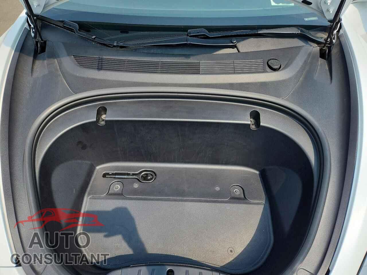 TESLA MODEL 3 2020 - 5YJ3E1EB5LF637339