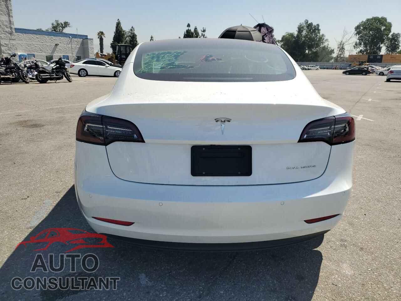 TESLA MODEL 3 2022 - 5YJ3E1EBXNF339064