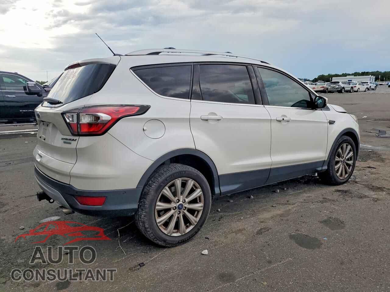 FORD ESCAPE 2017 - 1FMCU0J93HUB49291