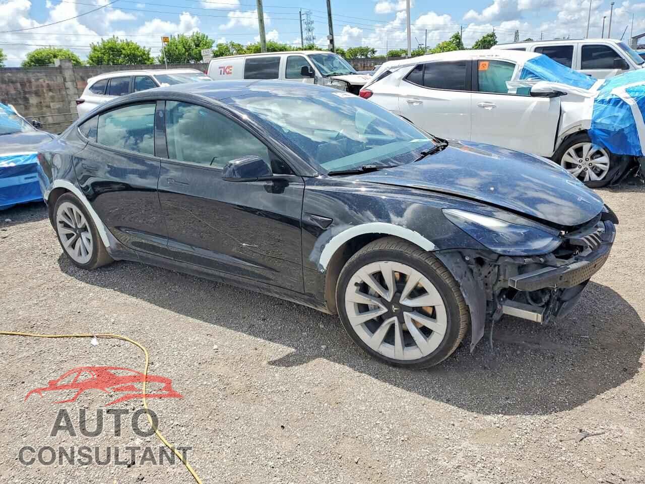 TESLA MODEL 3 2022 - 5YJ3E1EAXNF372038