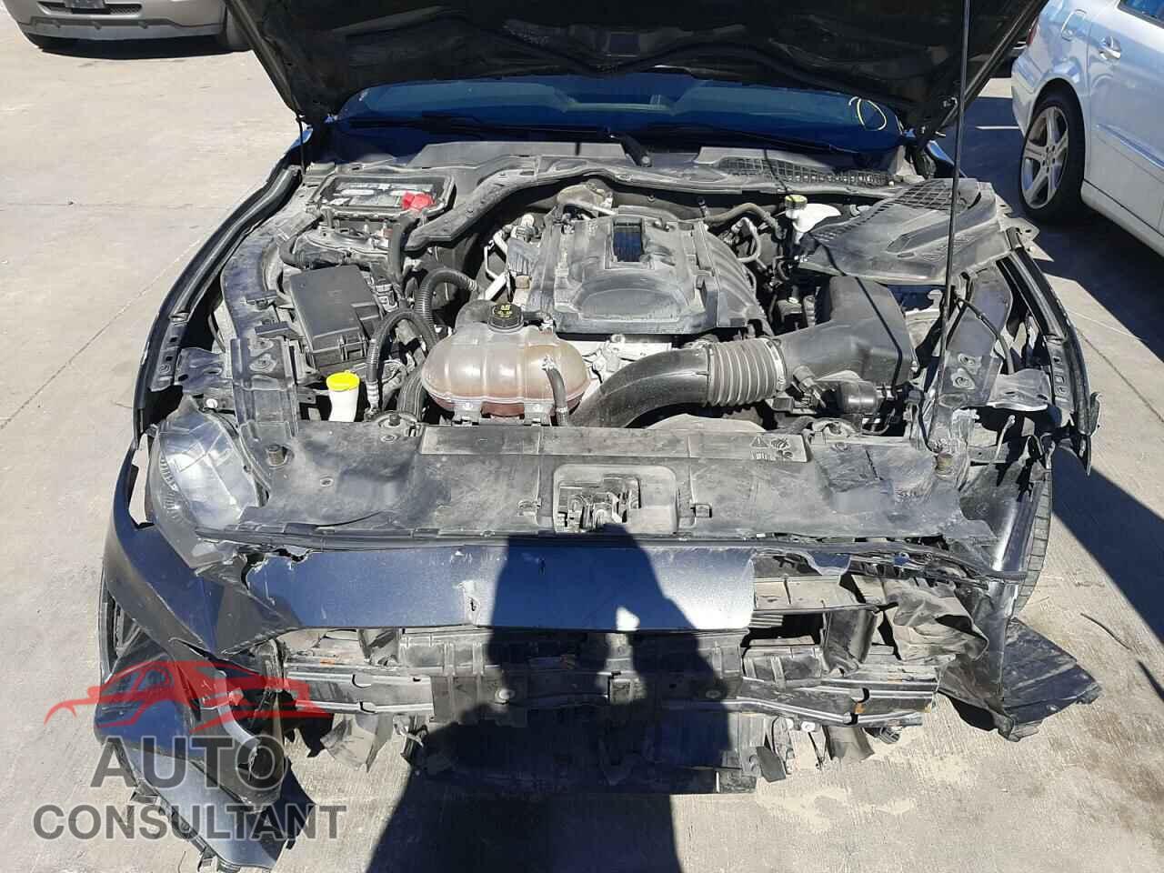 FORD MUSTANG 2019 - 1FA6P8TH3K5196114