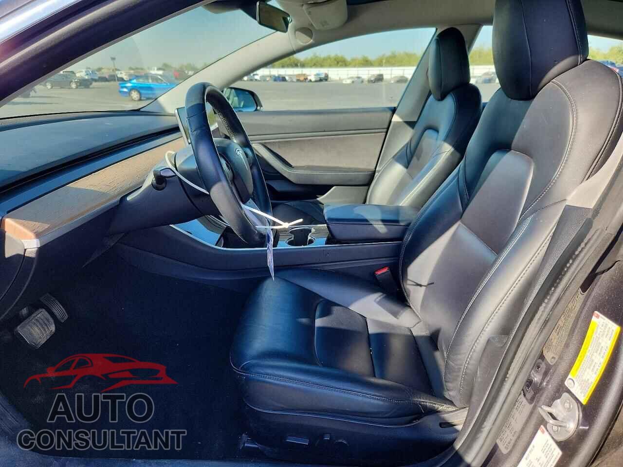 TESLA MODEL 3 2018 - 5YJ3E1EB2JF089927