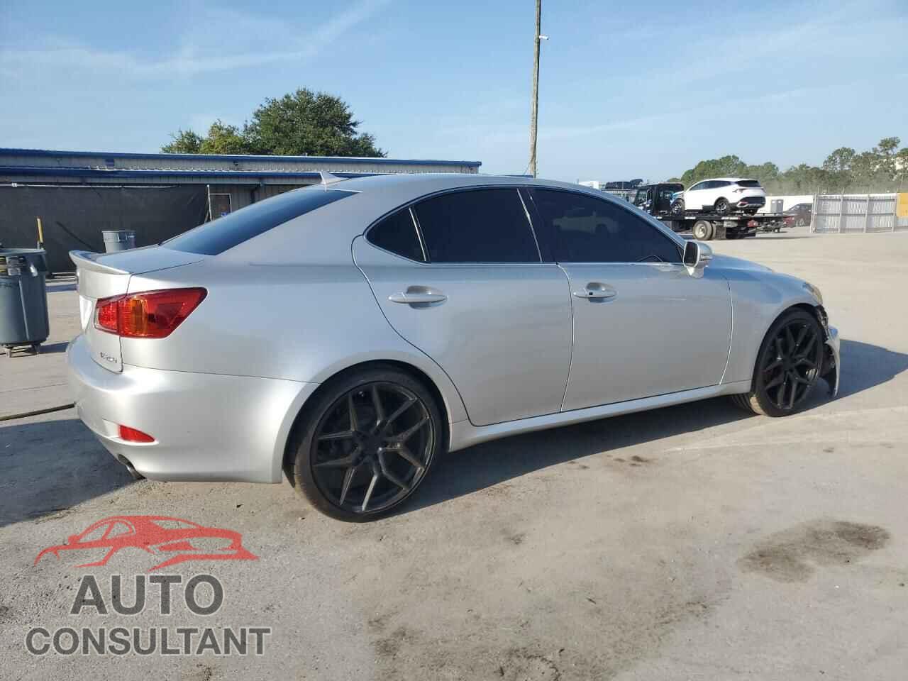 LEXUS IS 2009 - JTHBK262895103107