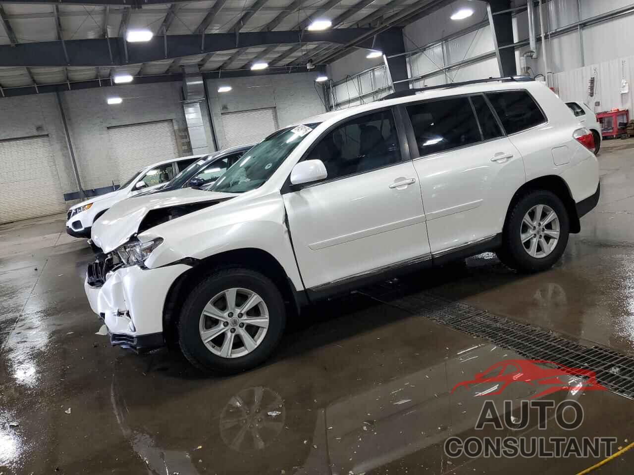 TOYOTA HIGHLANDER 2013 - 5TDBK3EH6DS214173