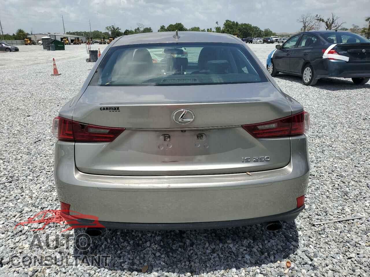 LEXUS IS 2014 - JTHBF1D21E5043554