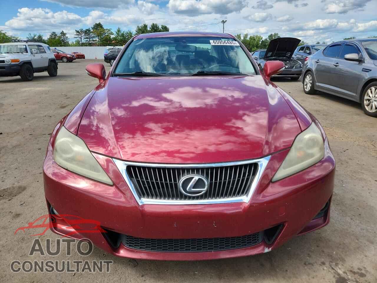 LEXUS IS 2012 - JTHCF5C20C5053129