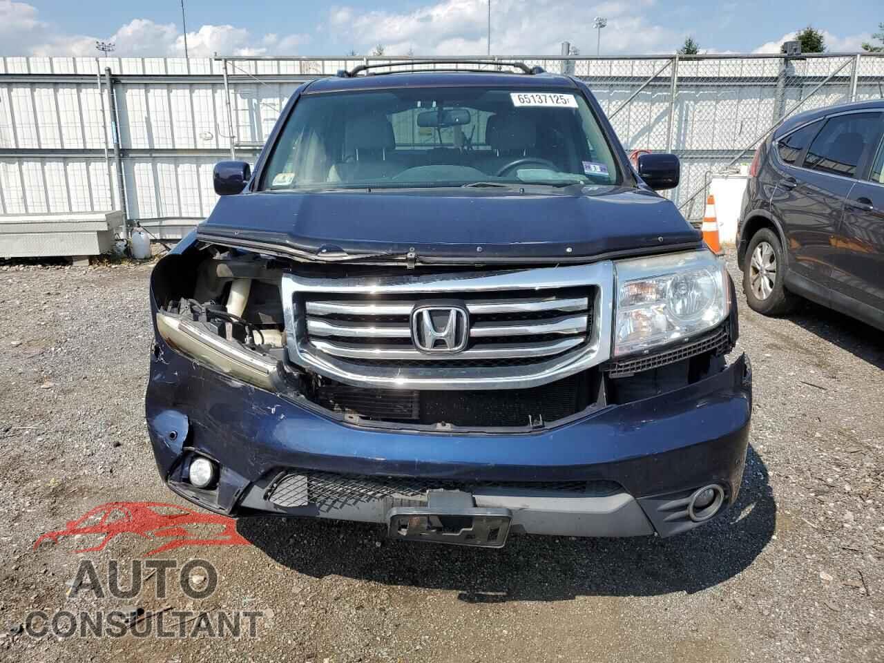 HONDA PILOT 2013 - 5FNYF4H90DB044809