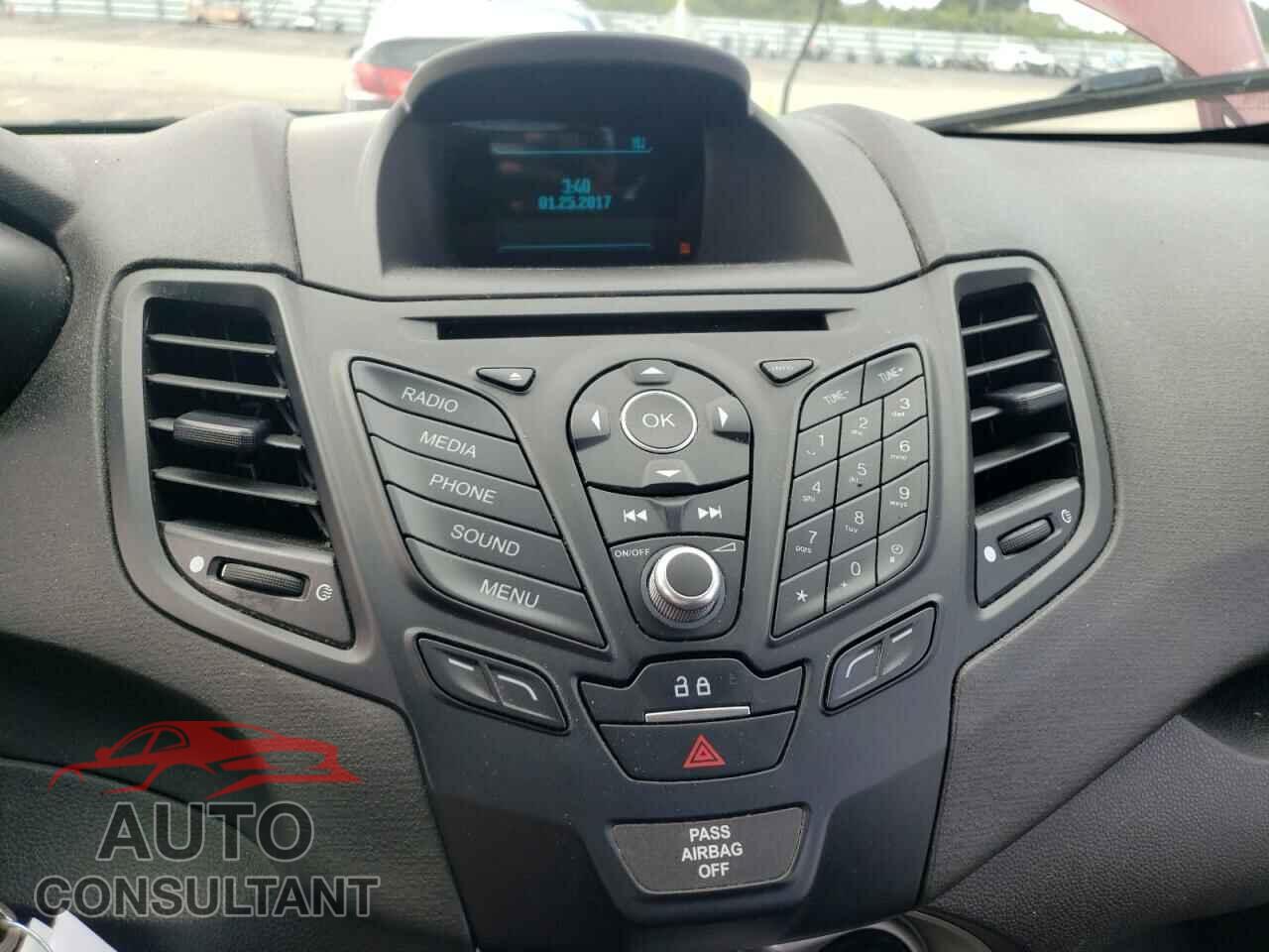 FORD FIESTA 2017 - 3FADP4EJ0HM113144