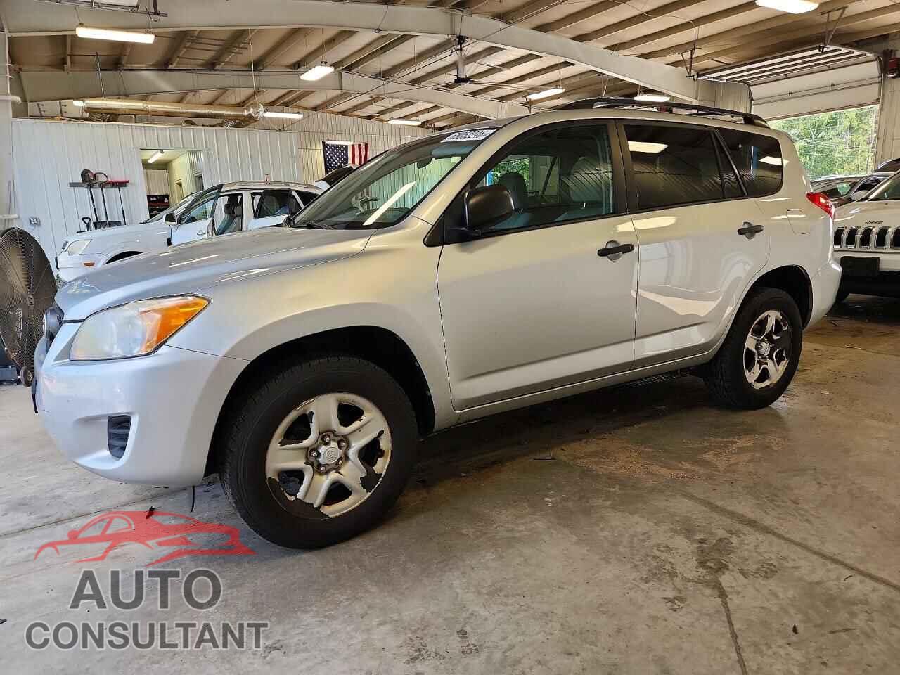 TOYOTA RAV4 2012 - 2T3BF4DV0CW257101