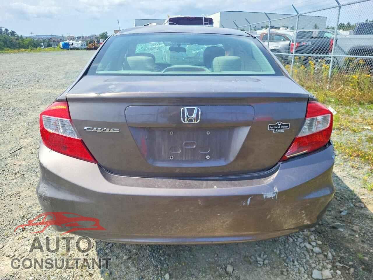 HONDA CIVIC 2012 - 2HGFB2E48CH035589