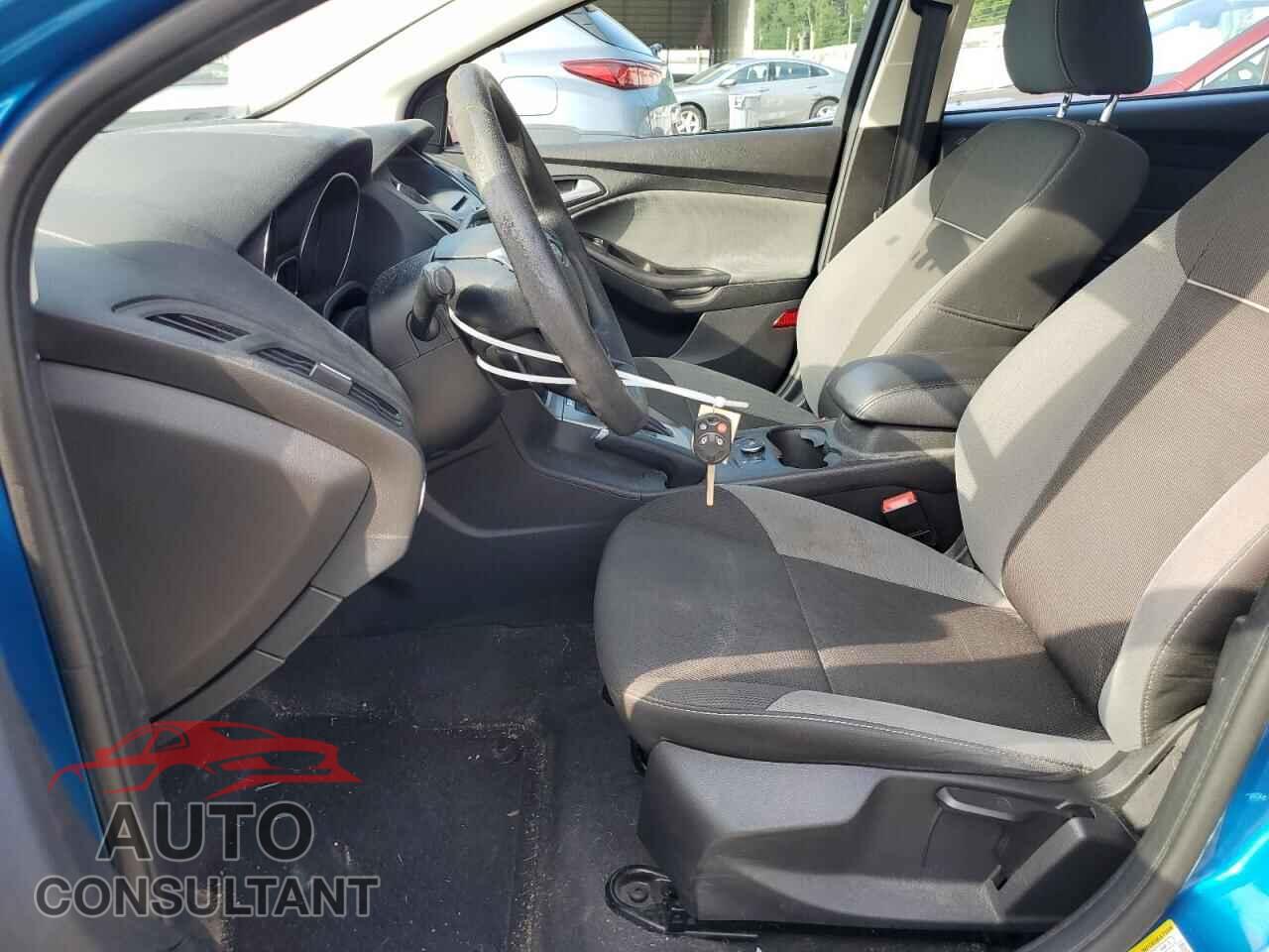 FORD FOCUS 2014 - 1FADP3K22EL360329