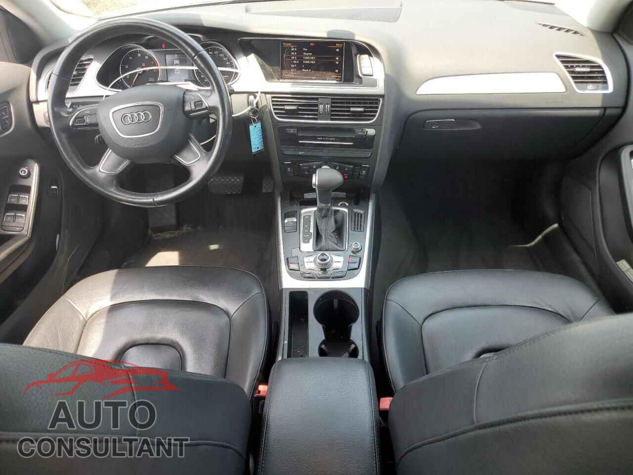 AUDI A4 2013 - WAUBFAFL8DN040427