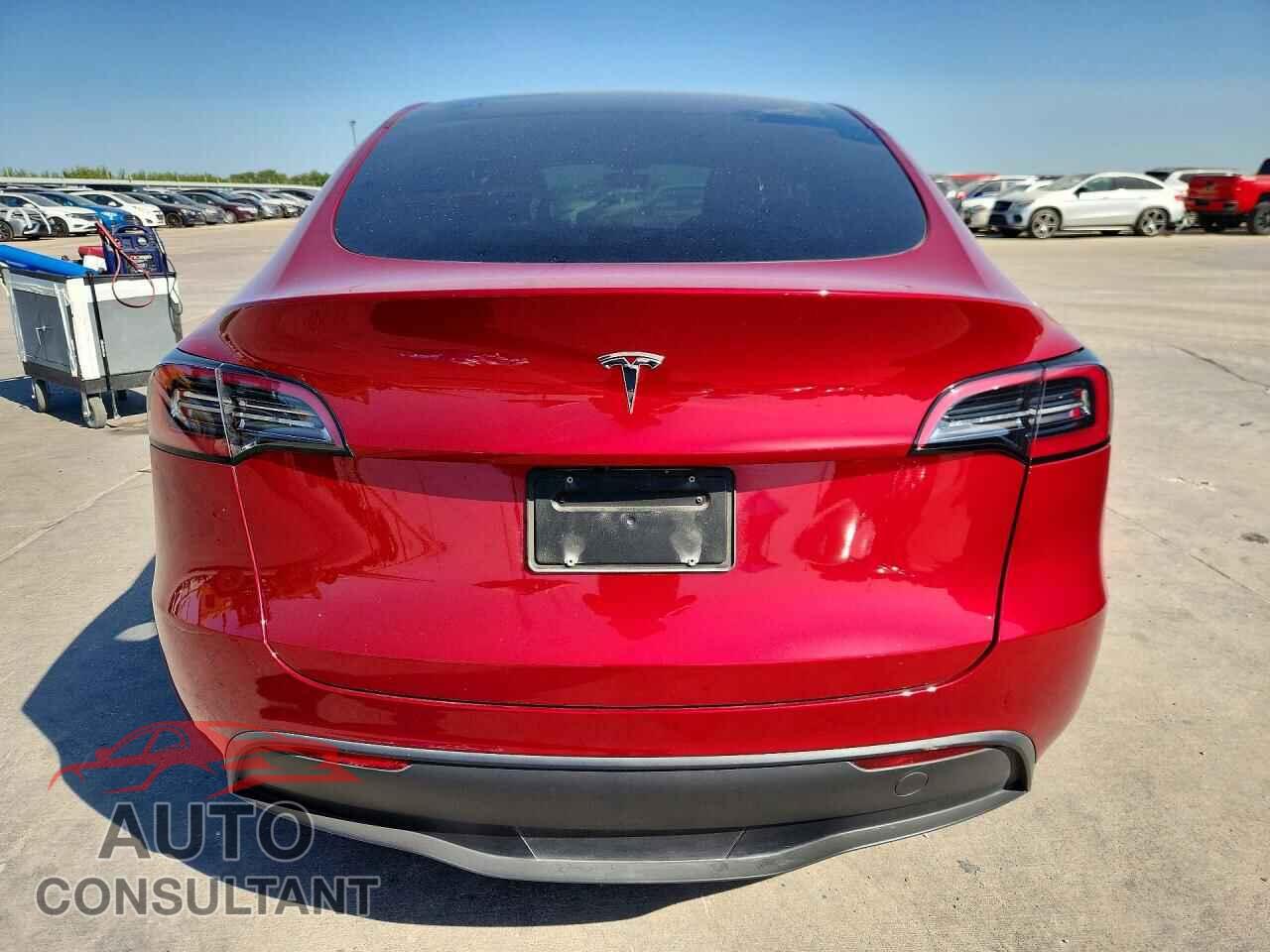 TESLA MODEL Y 2024 - 7SAYGDED5RA306465