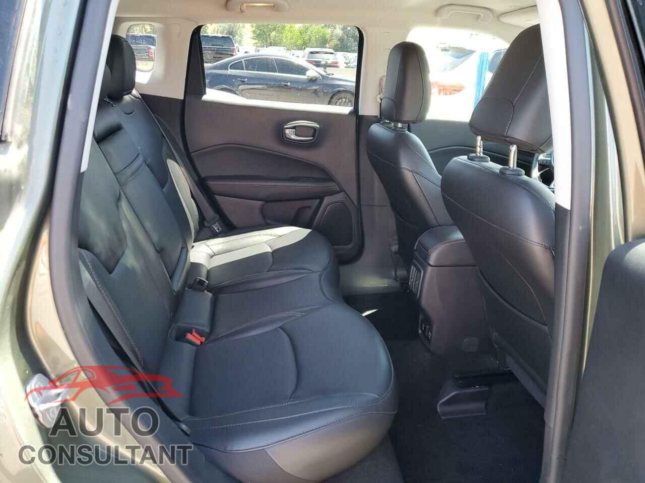 JEEP COMPASS 2019 - 3C4NJDCB3KT683373