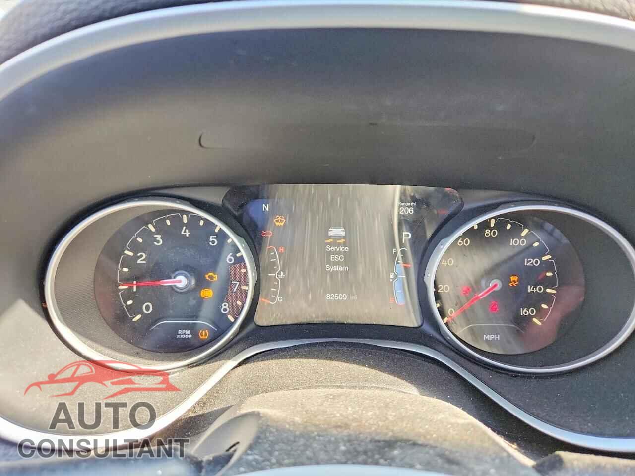 JEEP COMPASS 2018 - 3C4NJCBB0JT318322