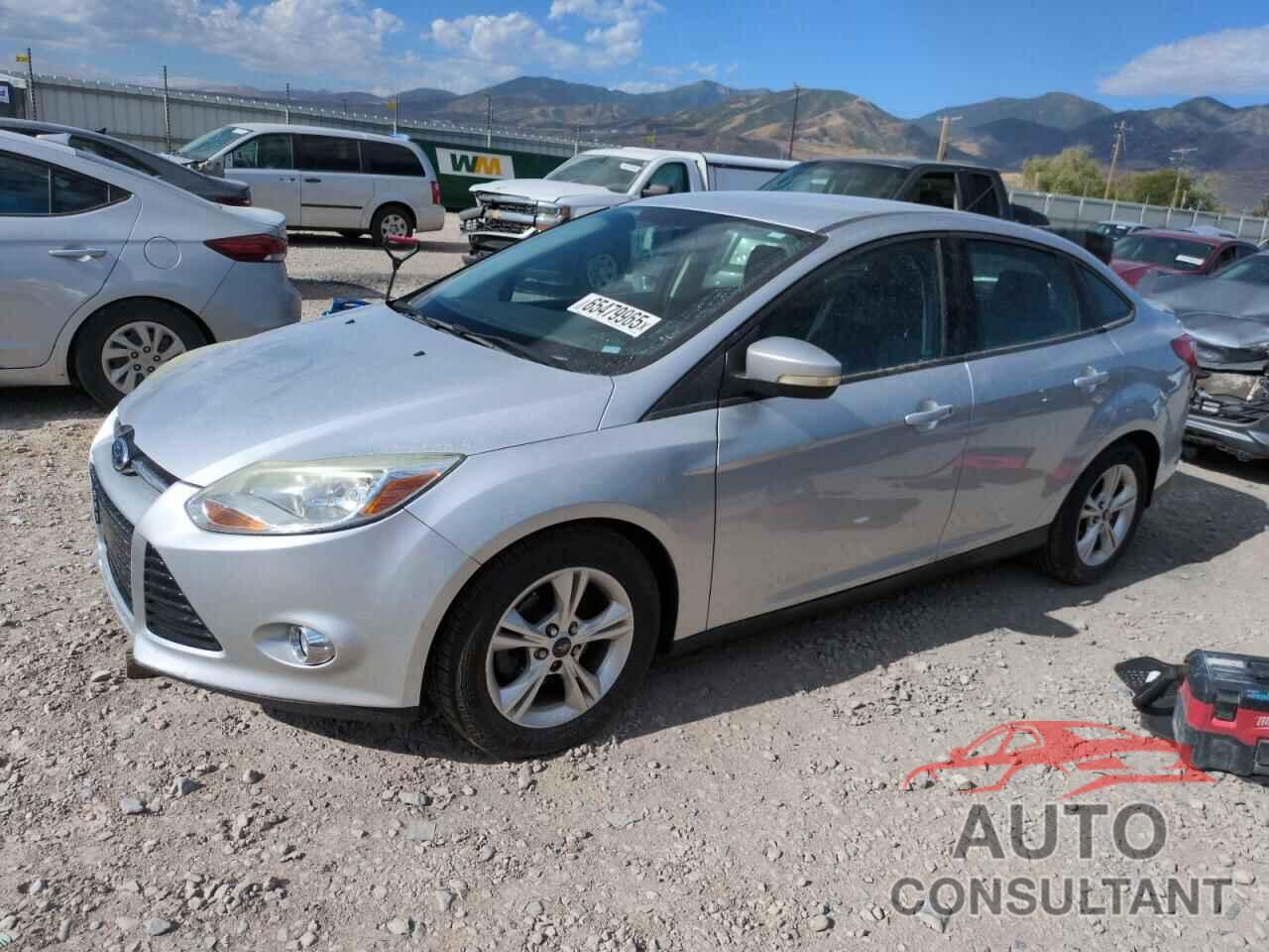 FORD FOCUS 2012 - 1FAHP3F25CL329102