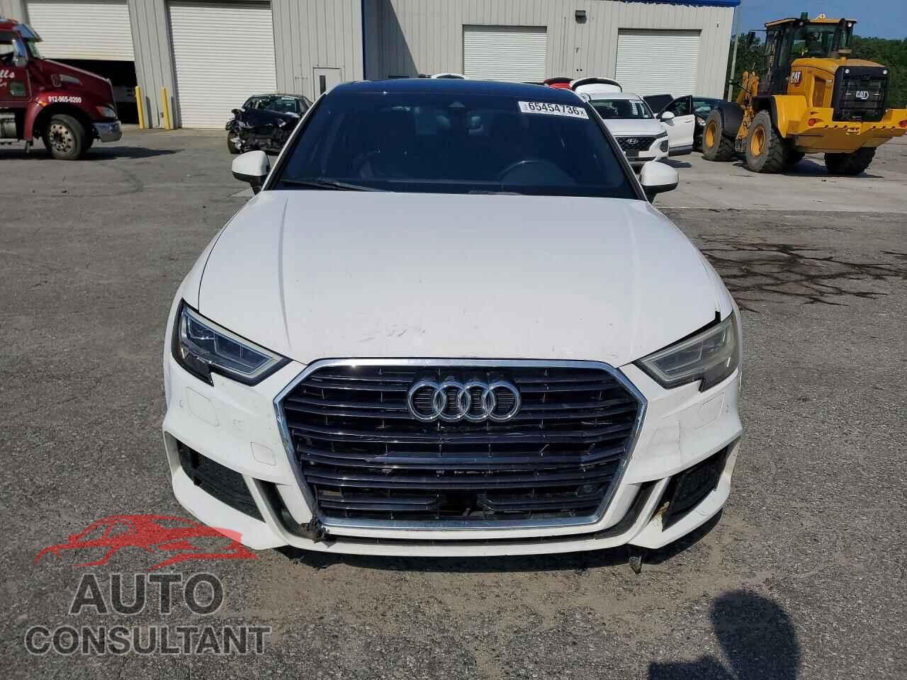 AUDI A3 2017 - WAUHUHFF7H1056540
