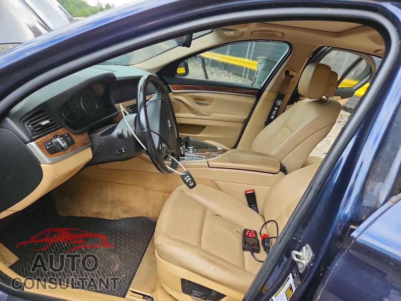 BMW 5 SERIES 2012 - WBAFU7C55CDU59355