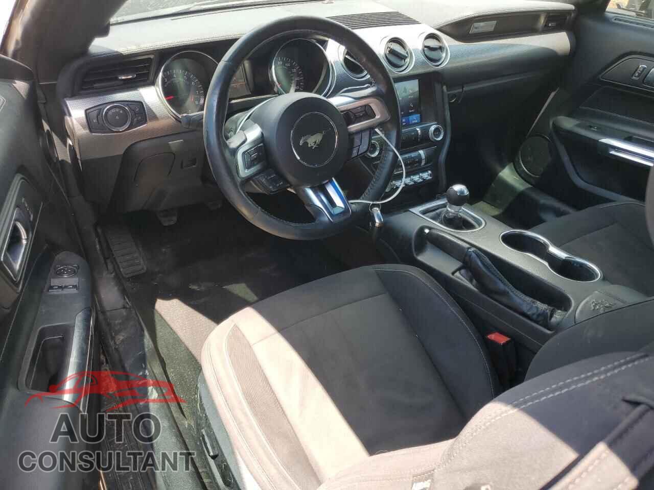 FORD MUSTANG 2018 - 1FA6P8CF8J5158746