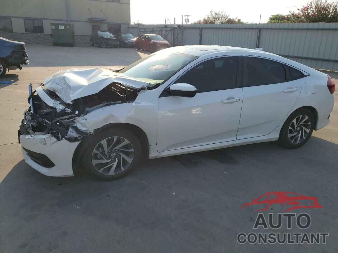 HONDA CIVIC 2018 - 2HGFC2F73JH575337