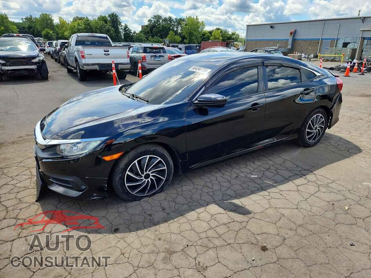 HONDA CIVIC 2017 - 2HGFC2F58HH559417