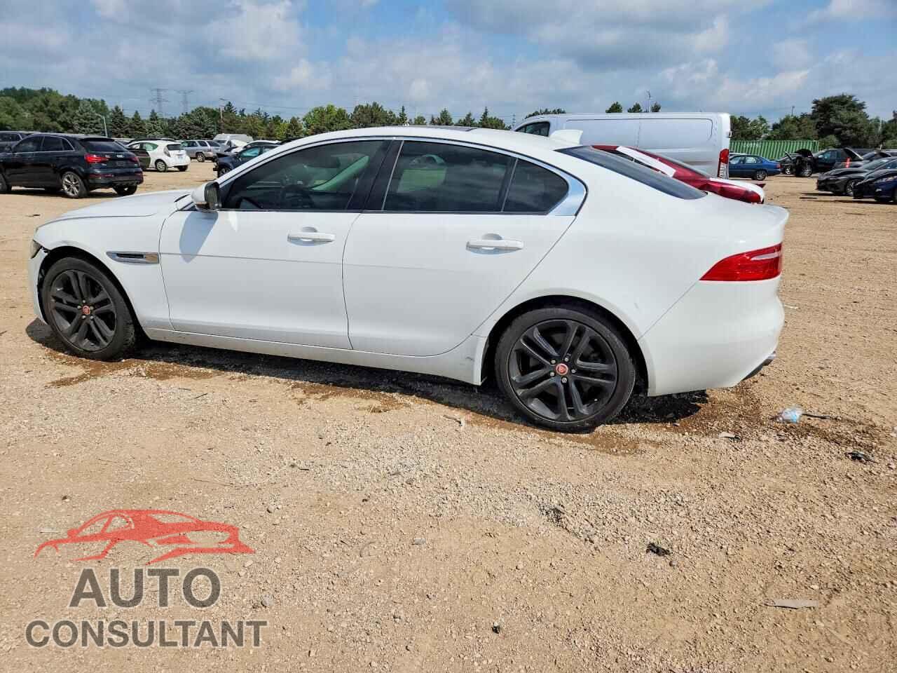 JAGUAR XE 2017 - SAJAJ4BV1HA970710