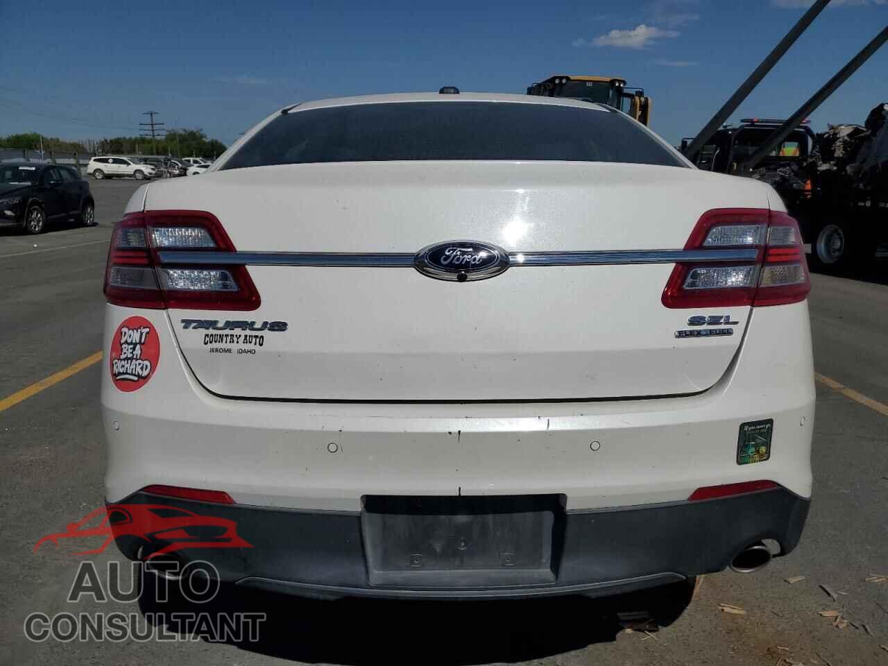 FORD TAURUS 2014 - 1FAHP2E80EG156603