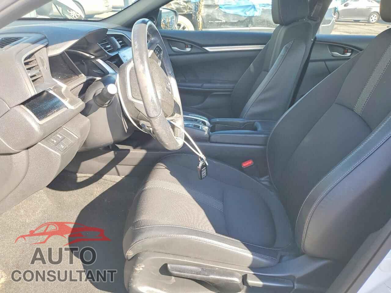 HONDA CIVIC 2019 - 2HGFC2F82KH542047