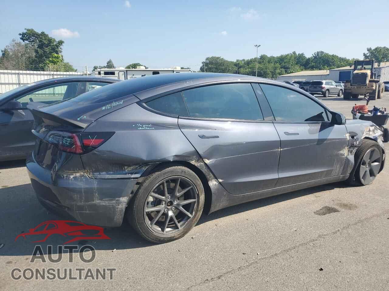 TESLA MODEL 3 2023 - 5YJ3E1EA8PF570751