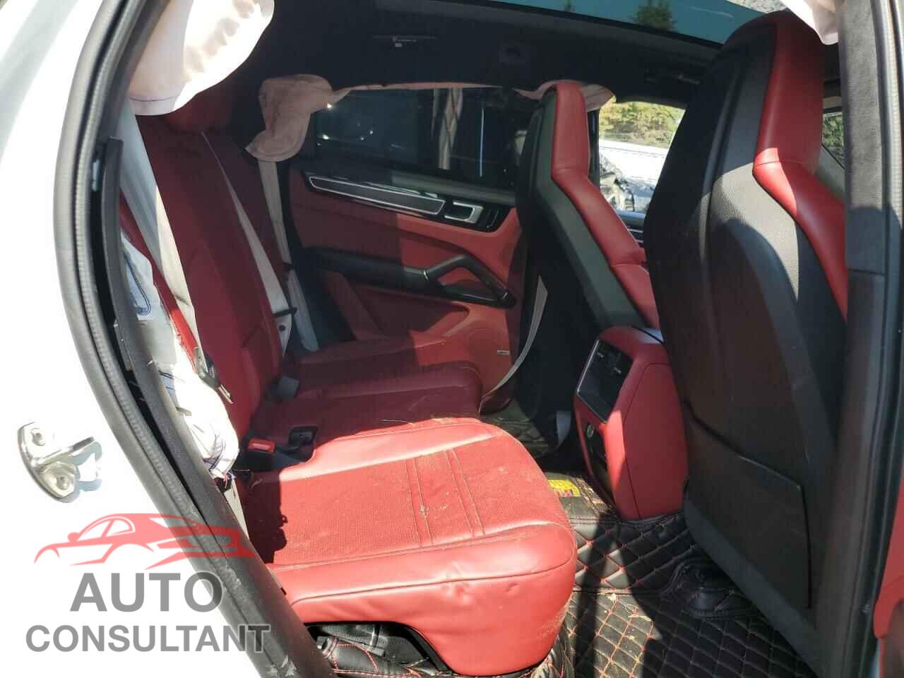 PORSCHE CAYENNE 2021 - WP1BG2AYXMDA49546