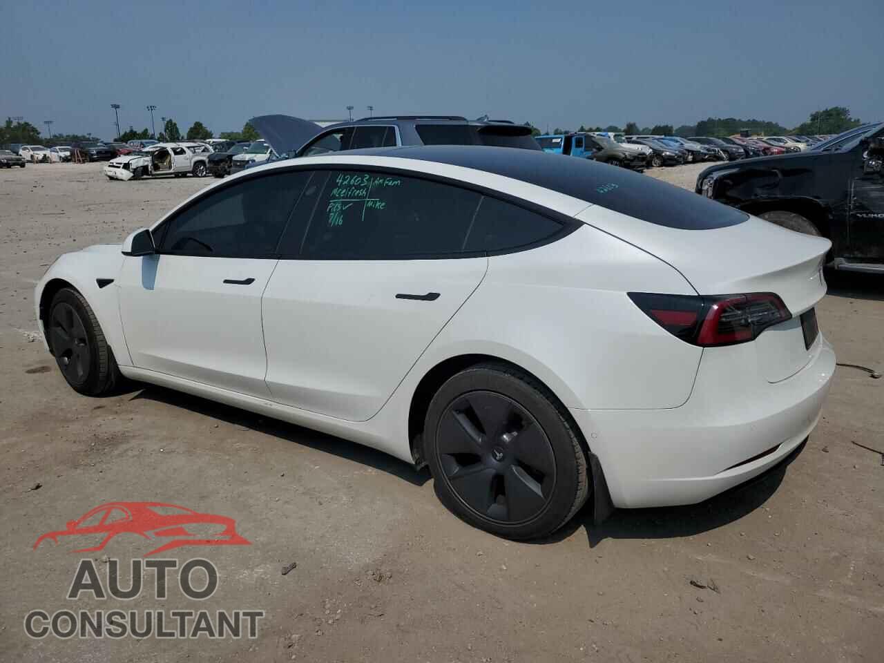 TESLA MODEL 3 2022 - 5YJ3E1EB5NF158602