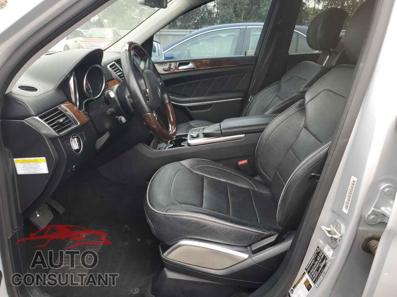 MERCEDES-BENZ GL-CLASS 2013 - 4JGDF7DE4DA210031