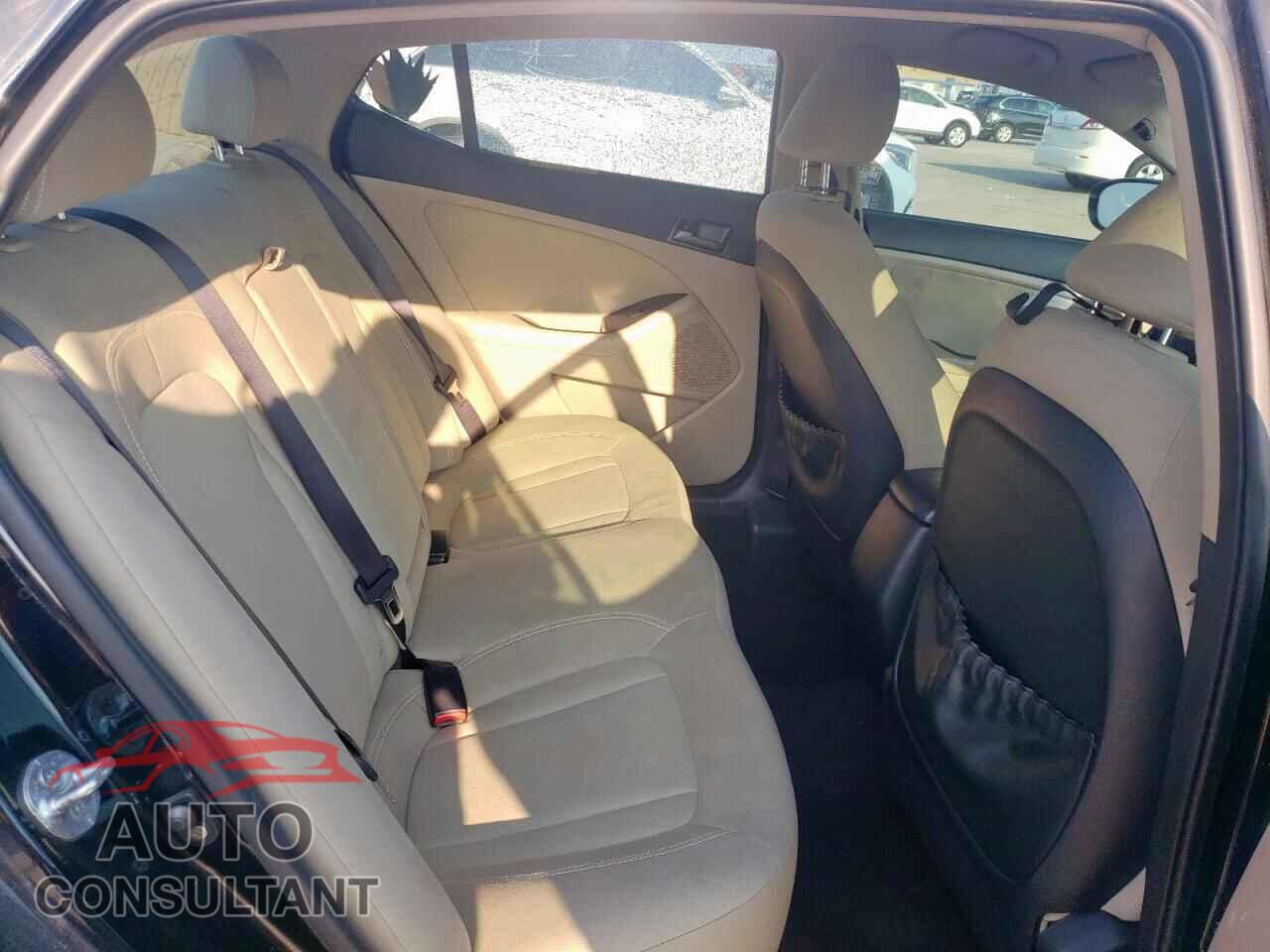 KIA OPTIMA 2011 - KNAGM4A7XB5144700