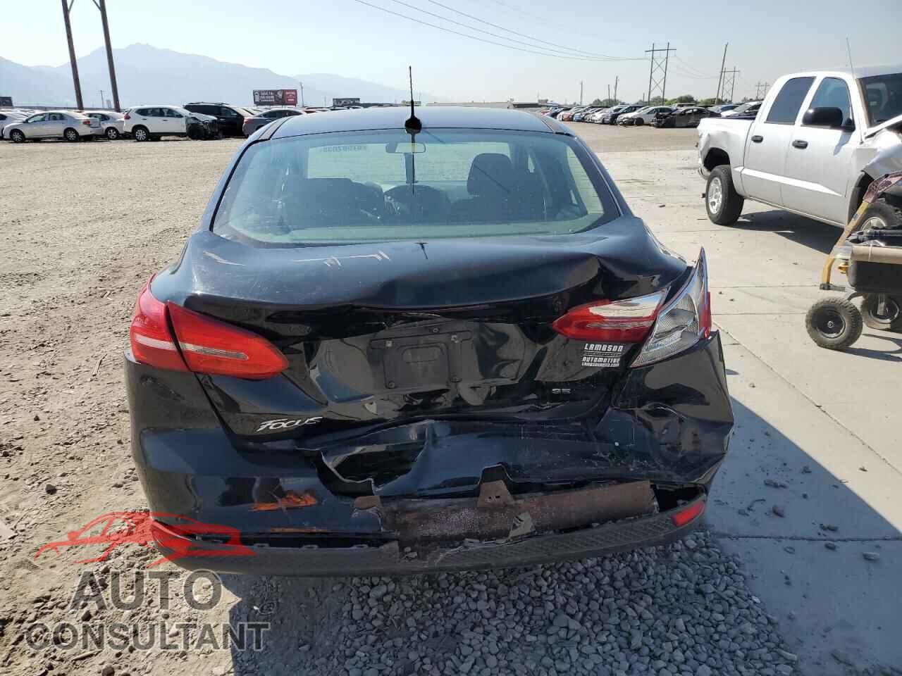 FORD FOCUS 2017 - 1FADP3F27HL200557