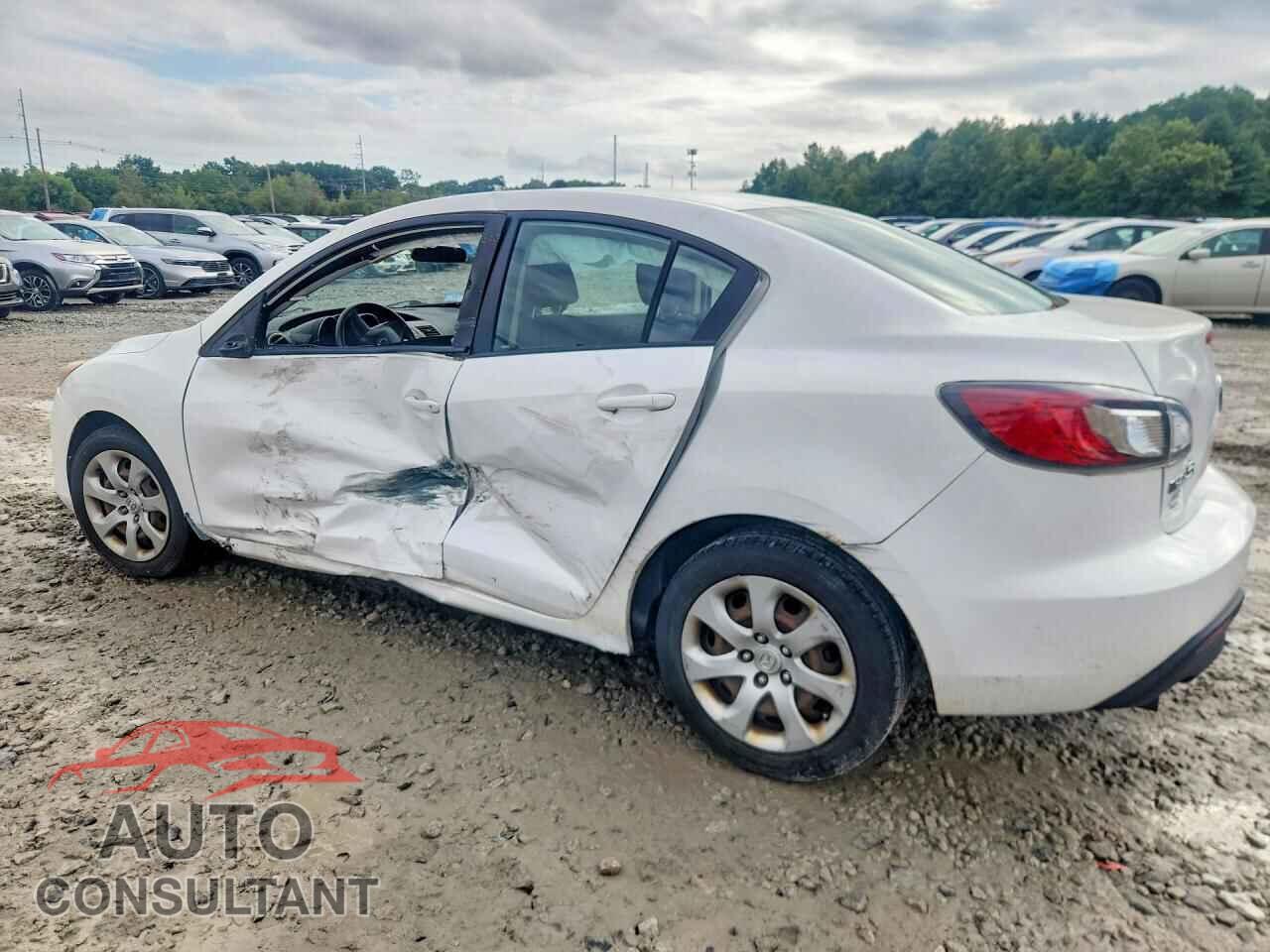 MAZDA 3 2011 - JM1BL1UG8B1408207