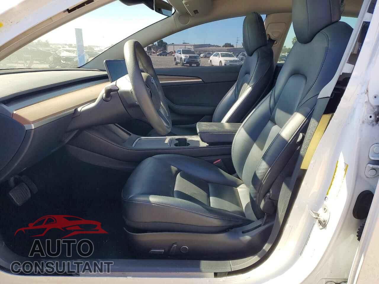 TESLA MODEL 3 2021 - 5YJ3E1EA9MF031745
