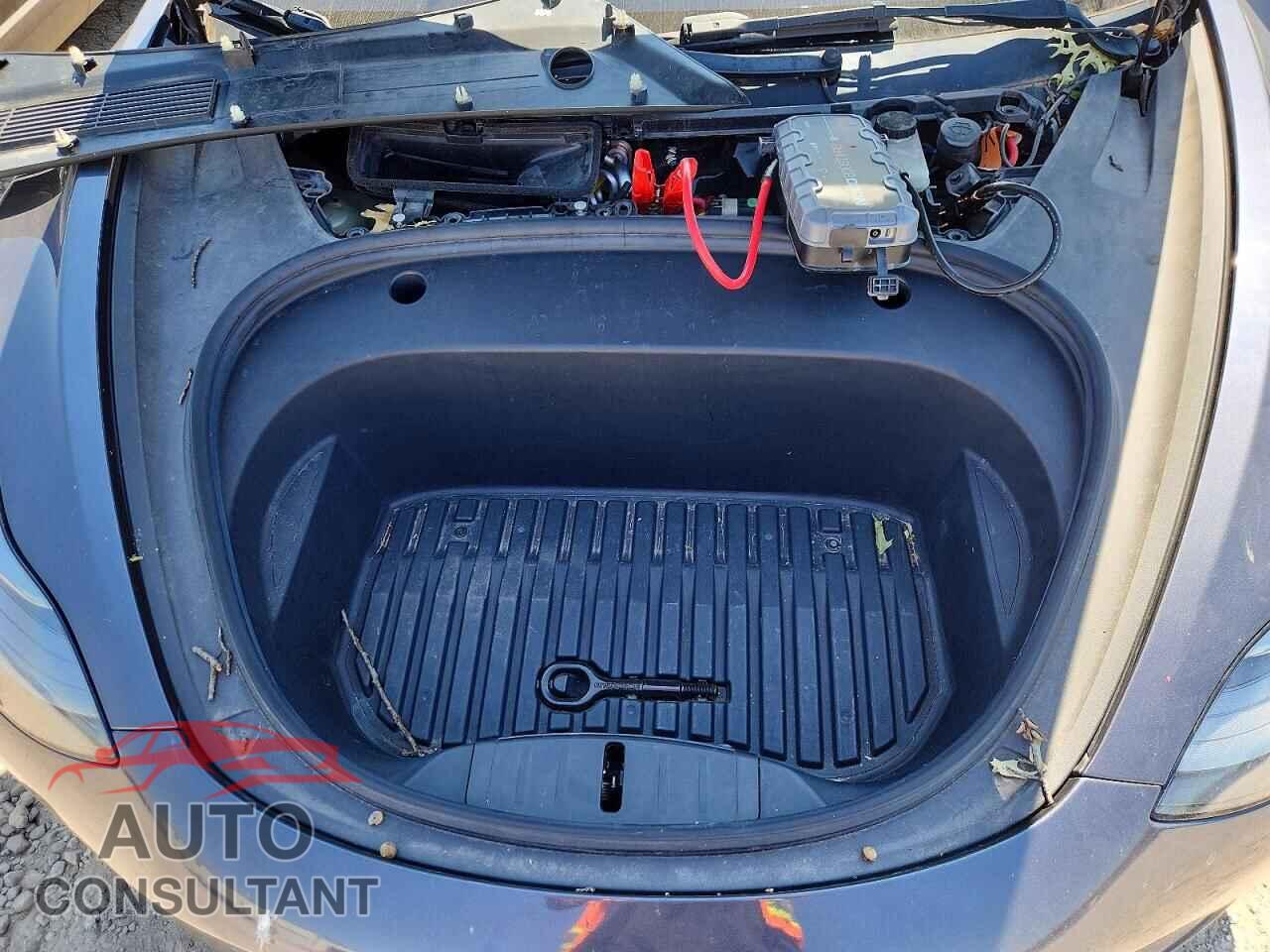 TESLA MODEL 3 2022 - 5YJ3E1EA6NF371811