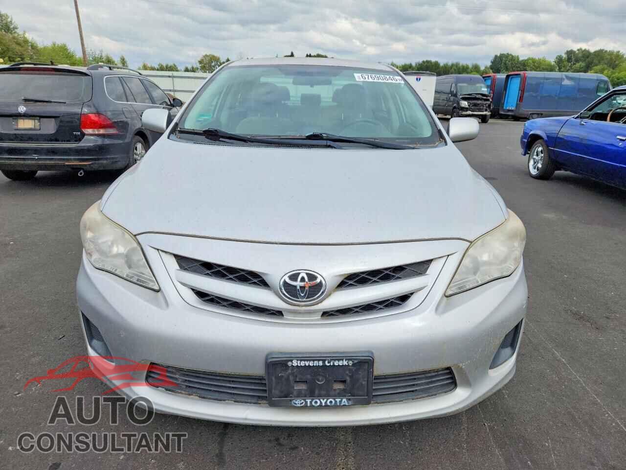 TOYOTA COROLLA 2012 - 2T1BU4EEXCC831475