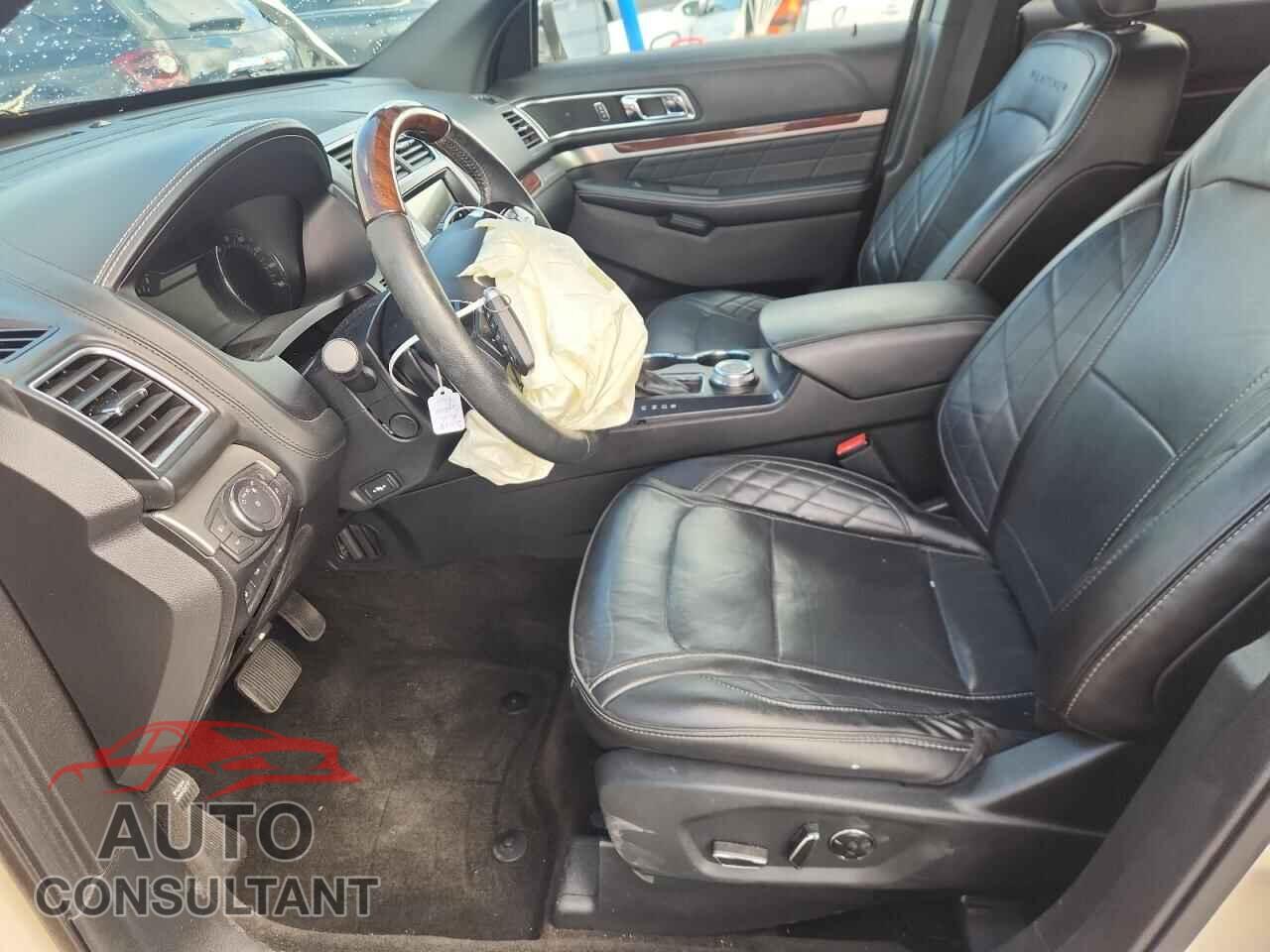 FORD EXPLORER 2018 - 1FM5K8HT2JGA02401