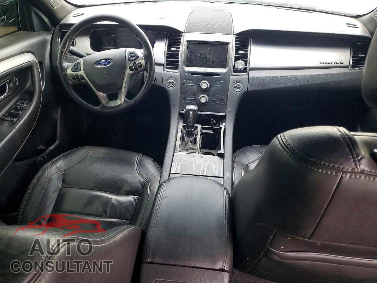 FORD TAURUS 2015 - 1FAHP2E81FG148723