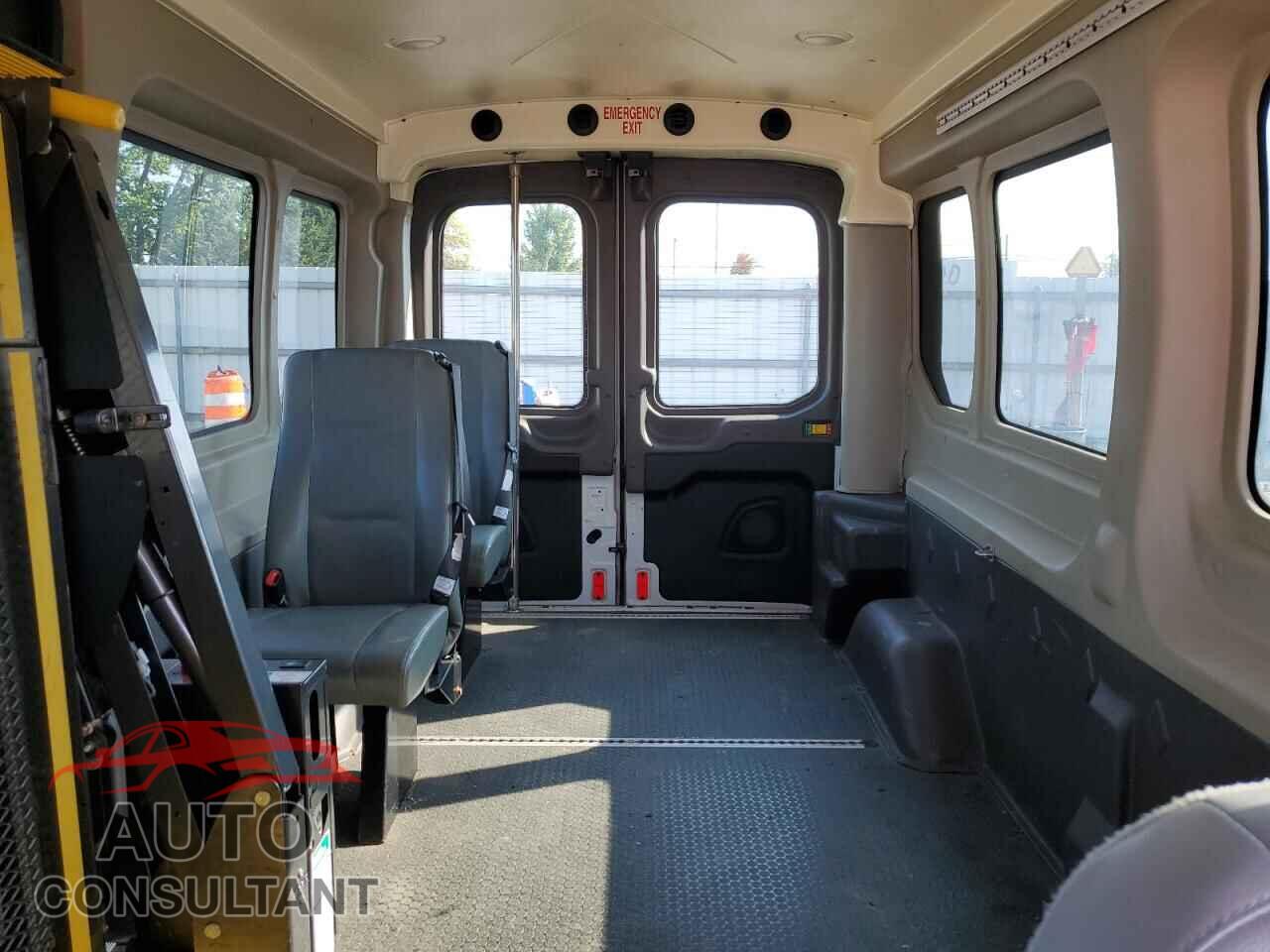FORD TRANSIT 2017 - 1FTYE2CM6HKA68804