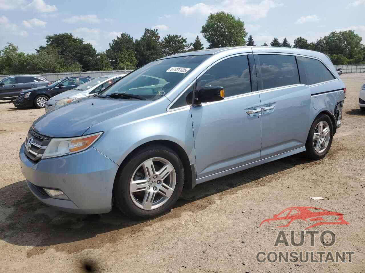 HONDA ODYSSEY 2013 - 5FNRL5H90DB068109