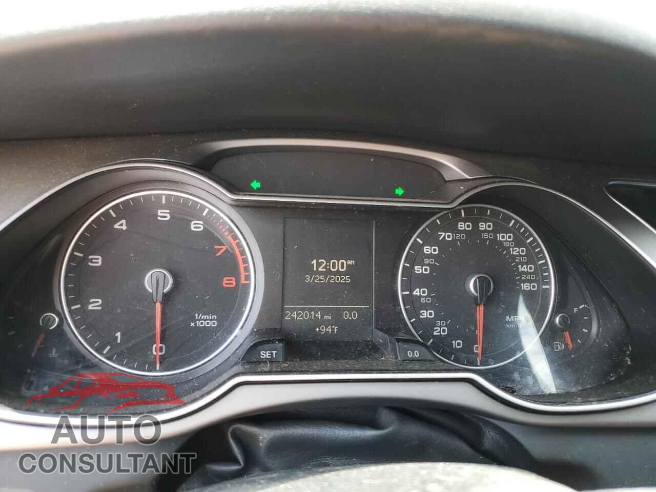 AUDI A4 2013 - WAUEFAFL4DN026487