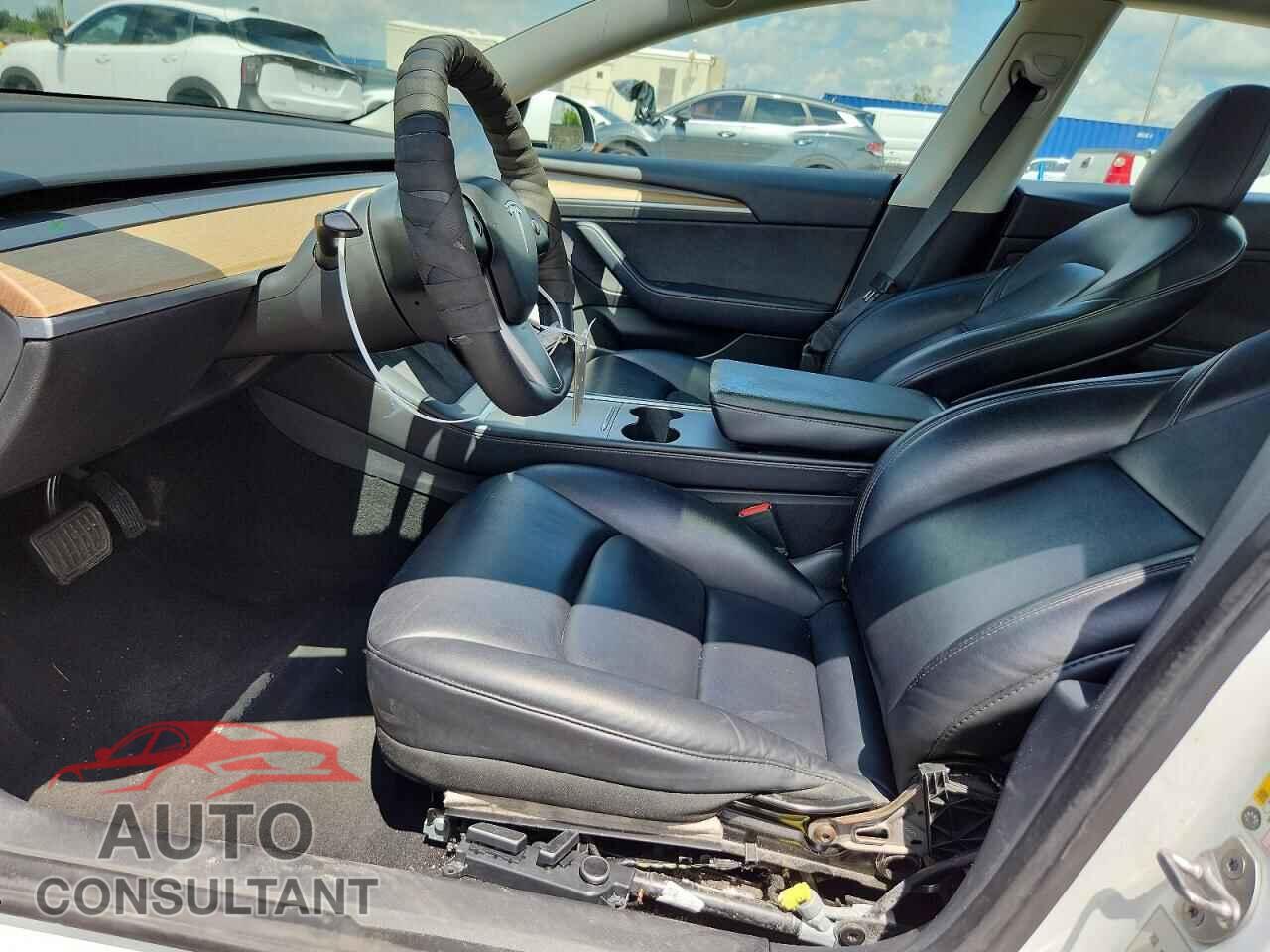 TESLA MODEL 3 2022 - 5YJ3E1EA2NF287324